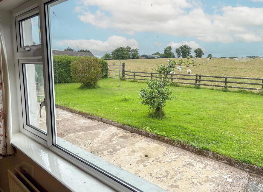 12 Carntall Road, Ballyclare, BT39 9NS