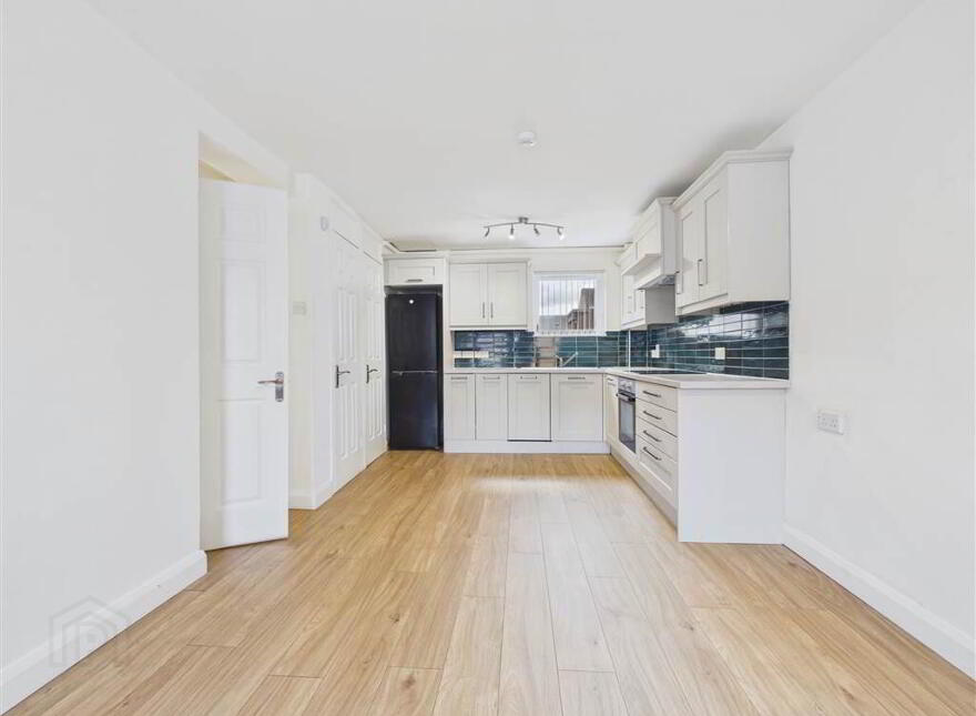 2 Friendly Way, Belfast, BT7 2DU