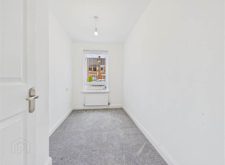 2 Friendly Way, Belfast, BT7 2DU