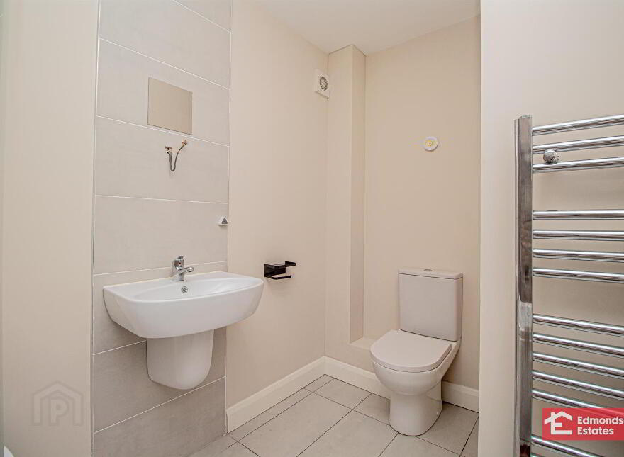 8 Church Meadows, Kells, Ballymena, BT42 3JU