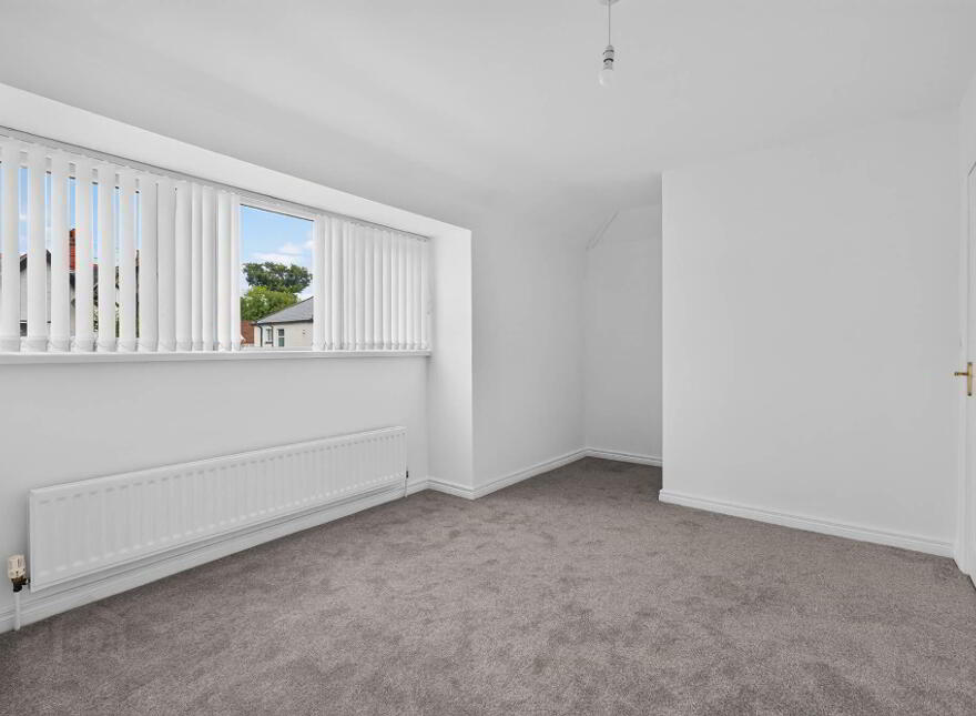 34 Wallace Avenue, Lisburn, BT27 4AE