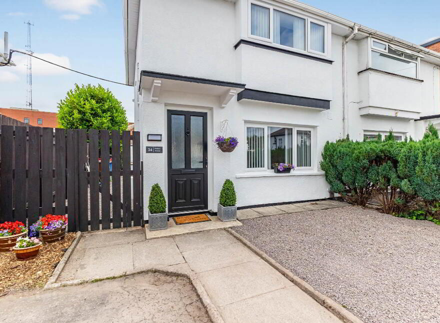 34 Wallace Avenue, Lisburn, BT27 4AE