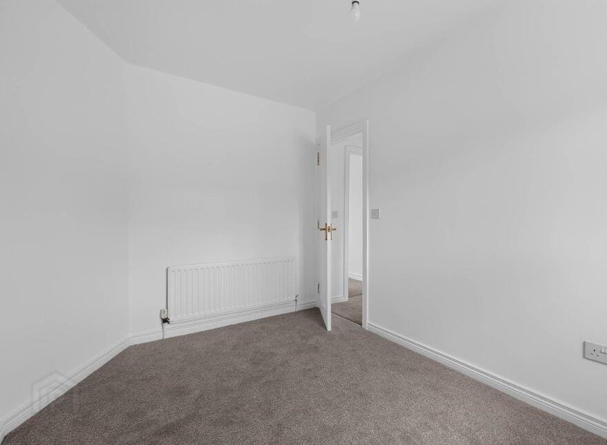 34 Wallace Avenue, Lisburn, BT27 4AE