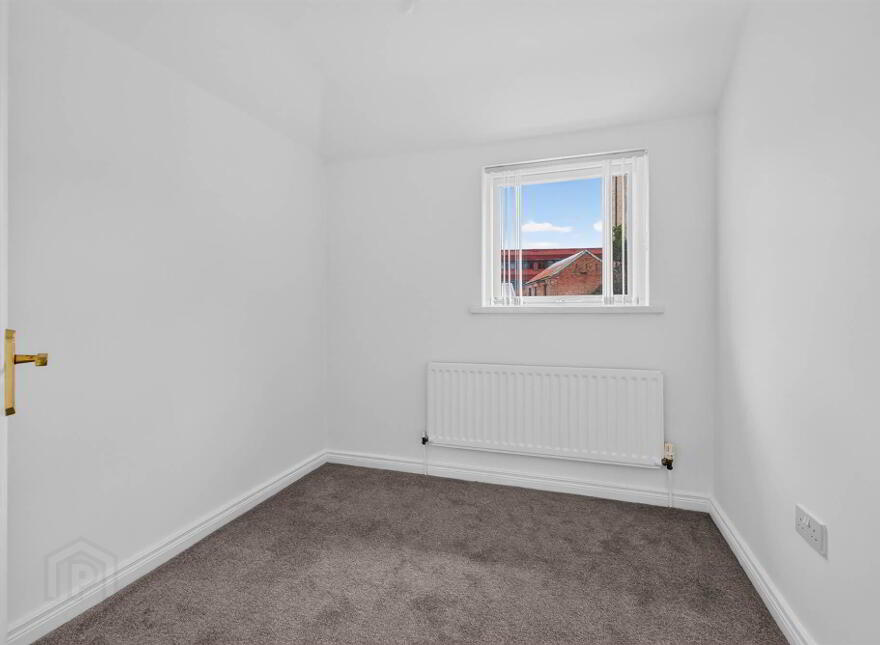 34 Wallace Avenue, Lisburn, BT27 4AE