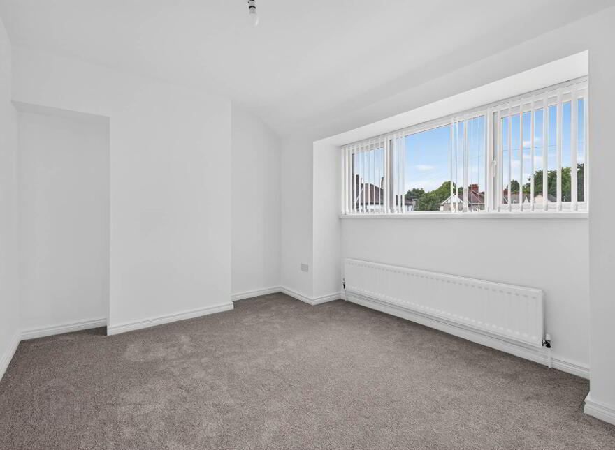 34 Wallace Avenue, Lisburn, BT27 4AE