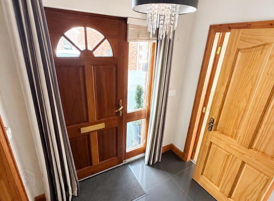4 Chestnut Hall Mews, Maghaberry, BT67 0GN
