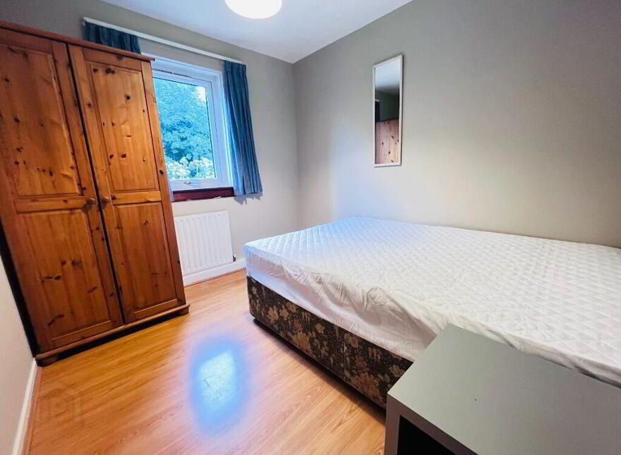 20 Boat Green, Canonmills, Edinburgh, EH3 5LW
