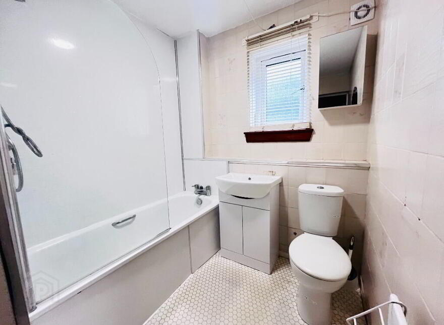 20 Boat Green, Canonmills, Edinburgh, EH3 5LW