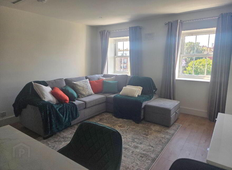 Apartment 200 The Spinnaker Smithfield, Smithfield, D07V079