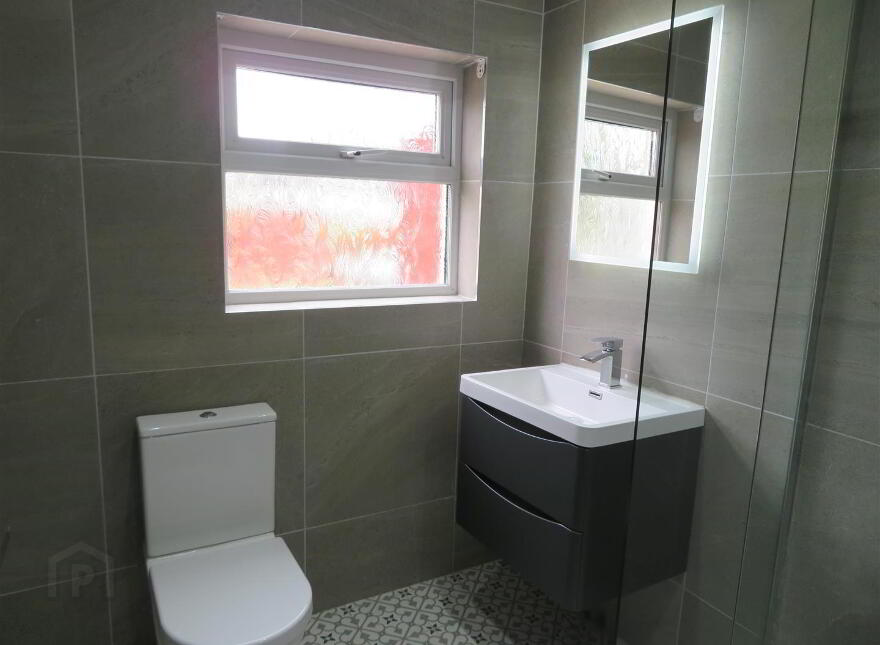 38 Ardboe Drive, Lurgan
