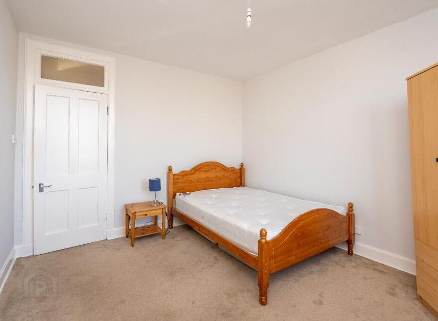 16 Gosford Place, Edinburgh, EH6 4BJ