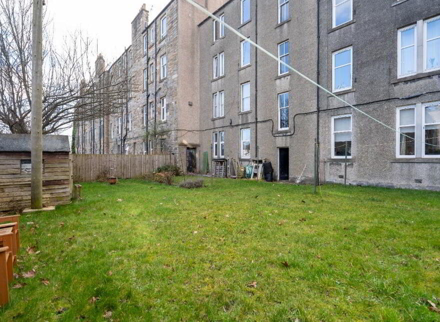 16 Gosford Place, Edinburgh, EH6 4BJ