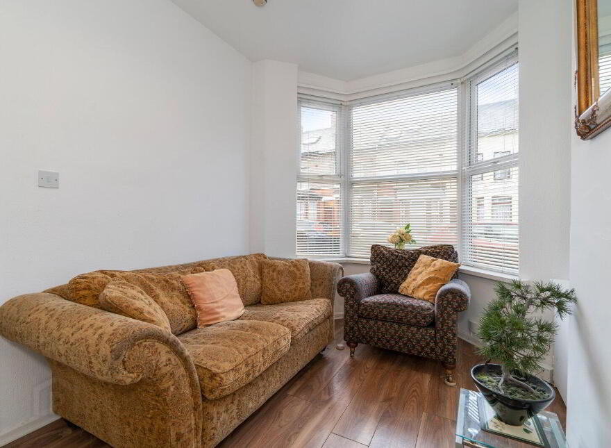 95 Edinburgh Street, Belfast, BT9 7DT