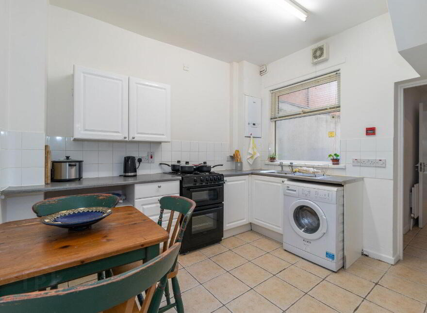 95 Edinburgh Street, Belfast, BT9 7DT