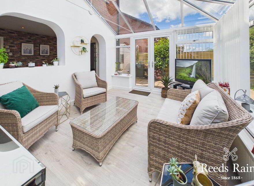 34 Darragh Road, Comber, Newtownards, BT23 5BZ