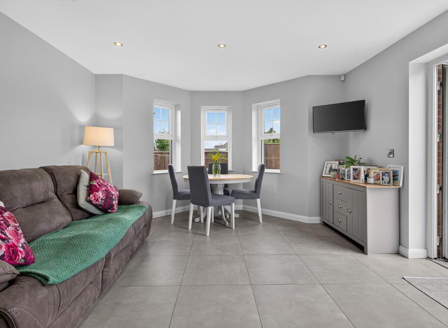 27 Park View, Ballymena, BT43 6FR