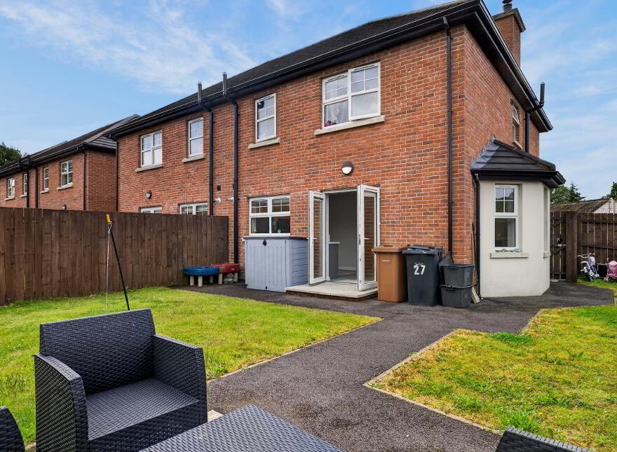 27 Park View, Ballymena, BT43 6FR