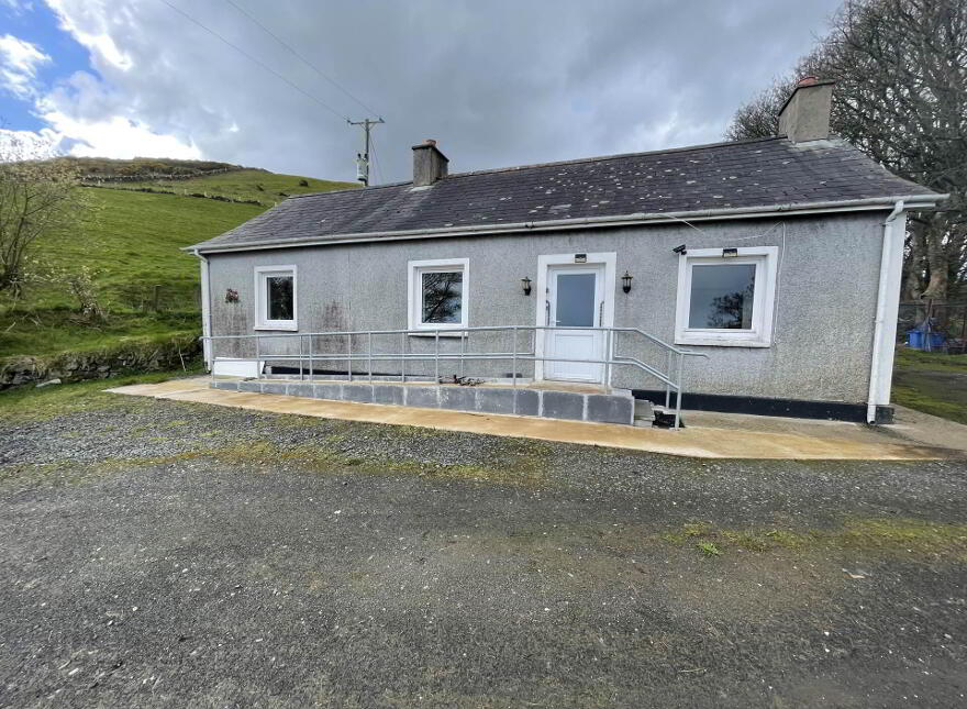 32 Sallagh Road, Larne, BT40 2NE