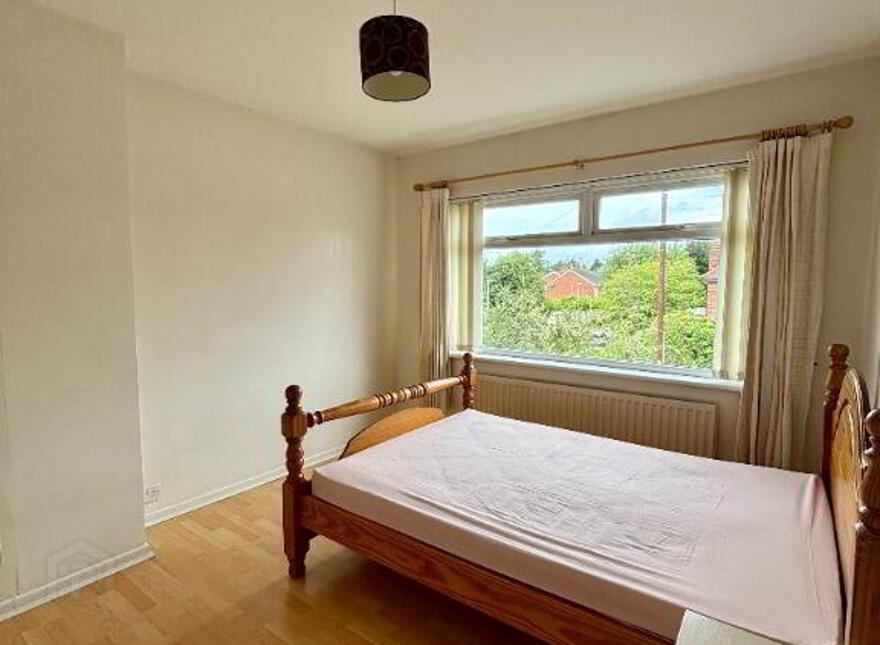19 Lenaghan Crescent, Belfast, BT8 7JE
