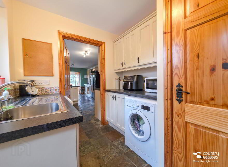 52 Tildarg Road, Ballyclare, BT39 0TD