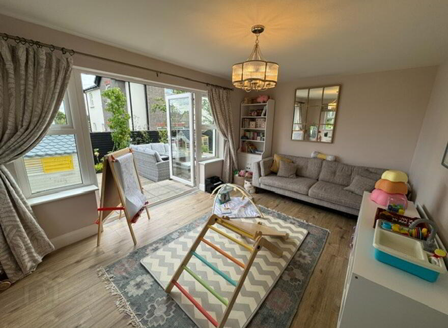 5 Leafield Gardens, Ballycarry, BT38 9FE