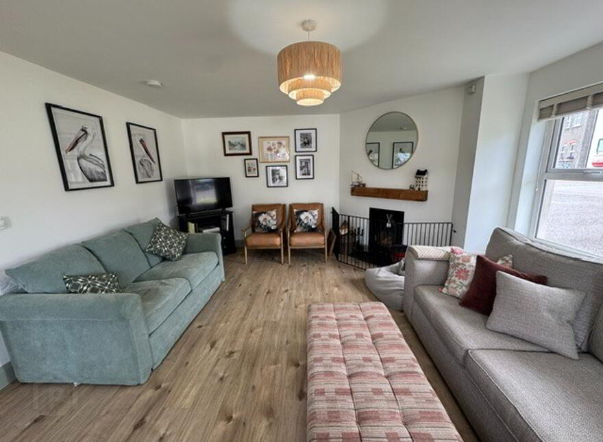 5 Leafield Gardens, Ballycarry, BT38 9FE