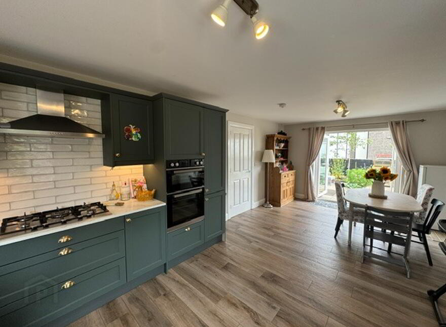 5 Leafield Gardens, Ballycarry, BT38 9FE