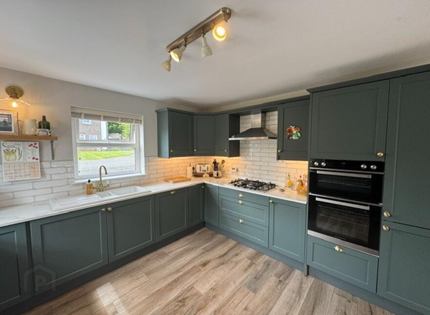 5 Leafield Gardens, Ballycarry, BT38 9FE