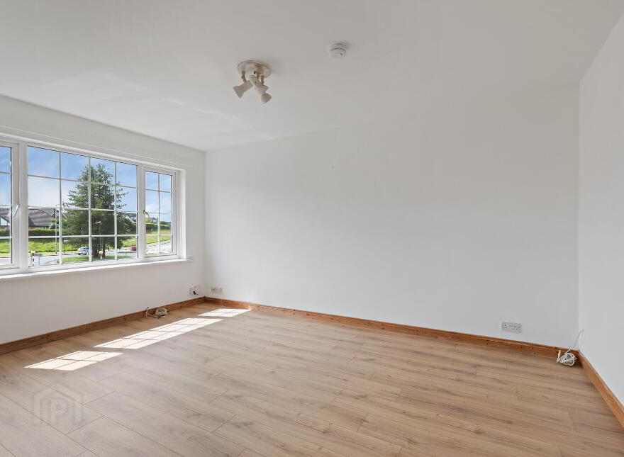 5b Windrush Avenue, Four Winds, Belfast, BT8 6LY