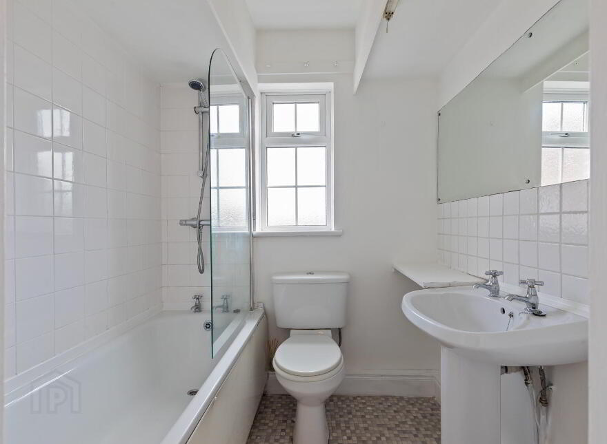 5b Windrush Avenue, Four Winds, Belfast, BT8 6LY