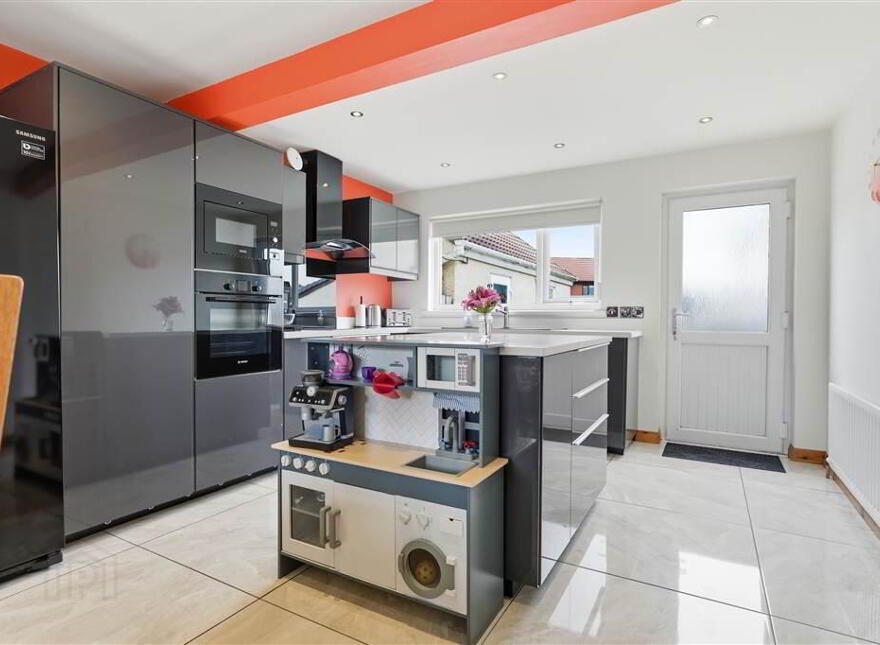 9 Old Park Drive, Ballymena, BT42 1BG