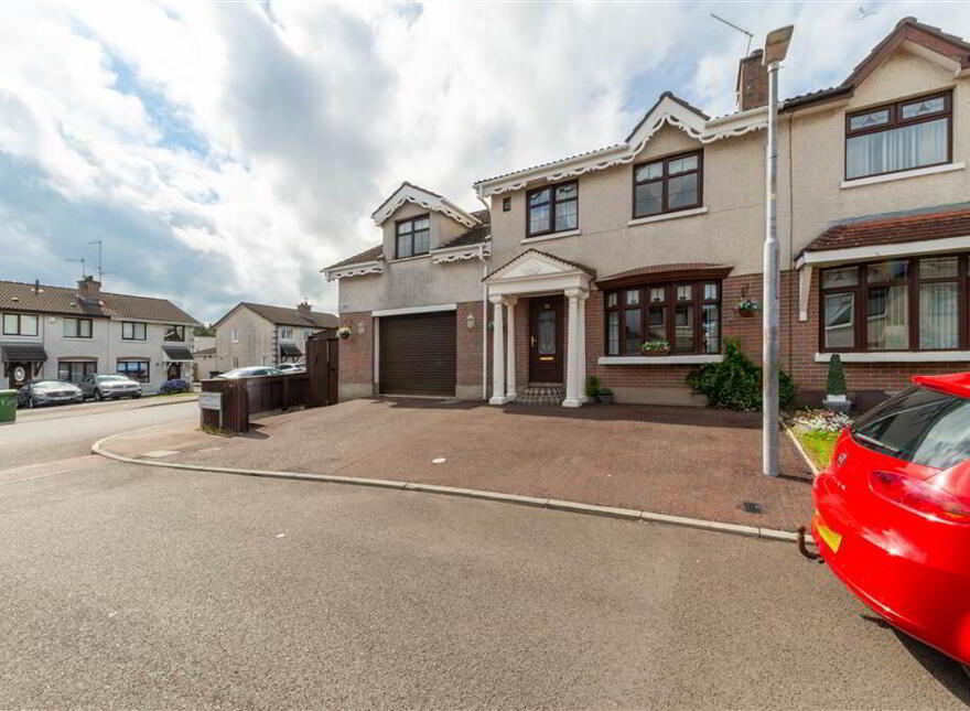 72 Lagmore Meadows, Dunmurry, Belfast, BT17 0TH