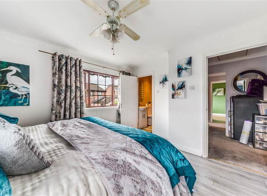 72 Lagmore Meadows, Dunmurry, Belfast, BT17 0TH