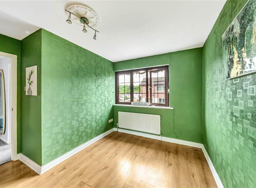 72 Lagmore Meadows, Dunmurry, Belfast, BT17 0TH