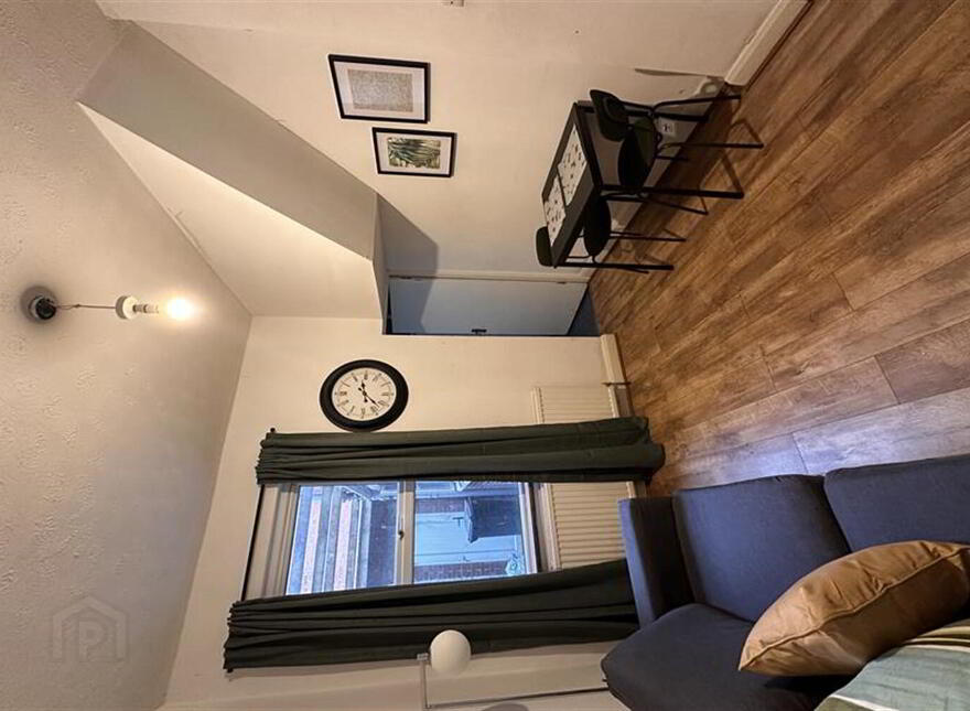 Room 5, 33 Farnham Street, Belfast, BT7 2FL