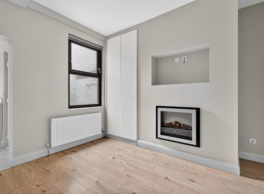 26 Meadowbank Place, Belfast, BT9 7FF