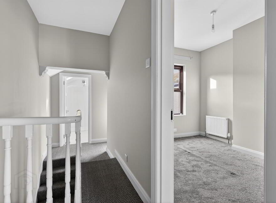 26 Meadowbank Place, Belfast, BT9 7FF