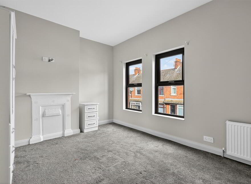 26 Meadowbank Place, Belfast, BT9 7FF