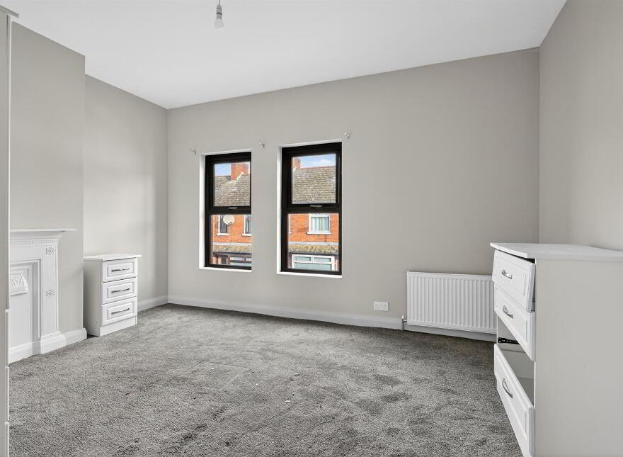 26 Meadowbank Place, Belfast, BT9 7FF