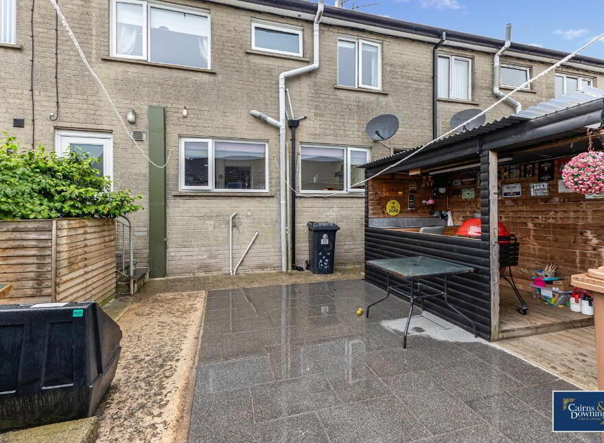 15 Wallace Park, Dromore, BT25 1PW