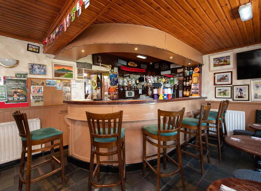 Minerstown Tavern, 68 Minerstown Road, Downpatrick, BT30 8LS