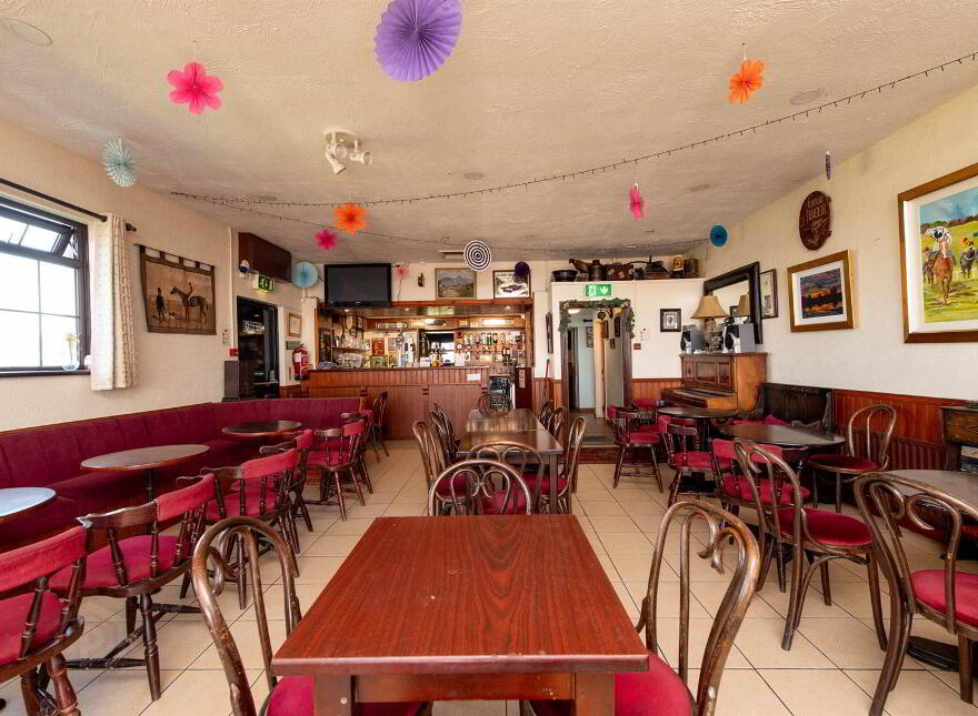 Minerstown Tavern, 68 Minerstown Road, Downpatrick, BT30 8LS