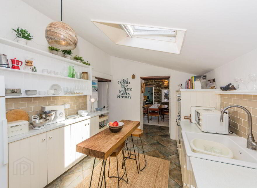 Lazy Acre, Shandrum Beg, Bantry, P75TX84