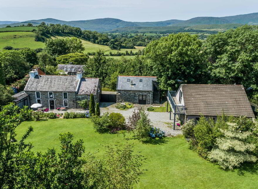 Lazy Acre, Shandrum Beg, Bantry, P75TX84