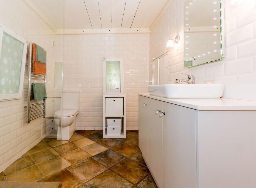 Lazy Acre, Shandrum Beg, Bantry, P75TX84