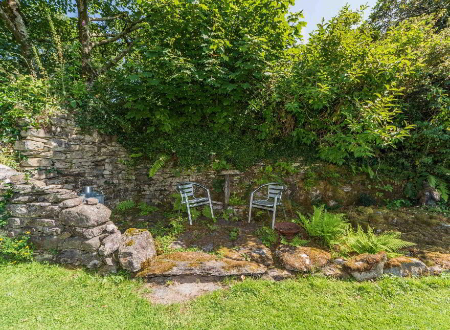 Lazy Acre, Shandrum Beg, Bantry, P75TX84