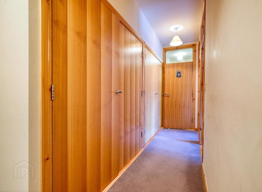 9 Annville Place, New Street, N39DR98