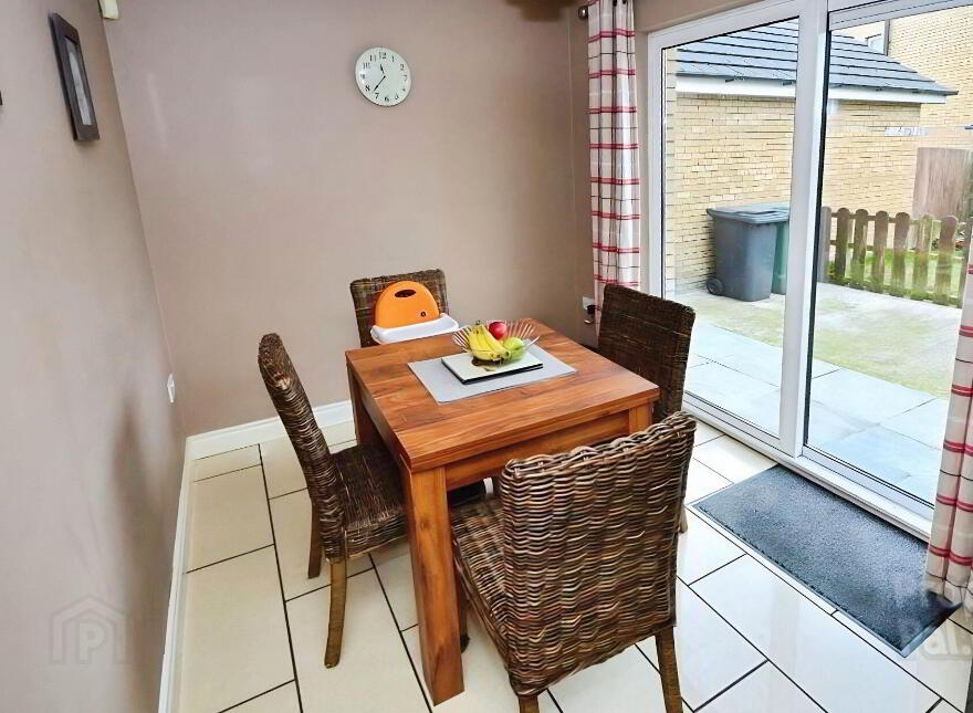 3 Mornington View, Lisburn, BT28 2WS
