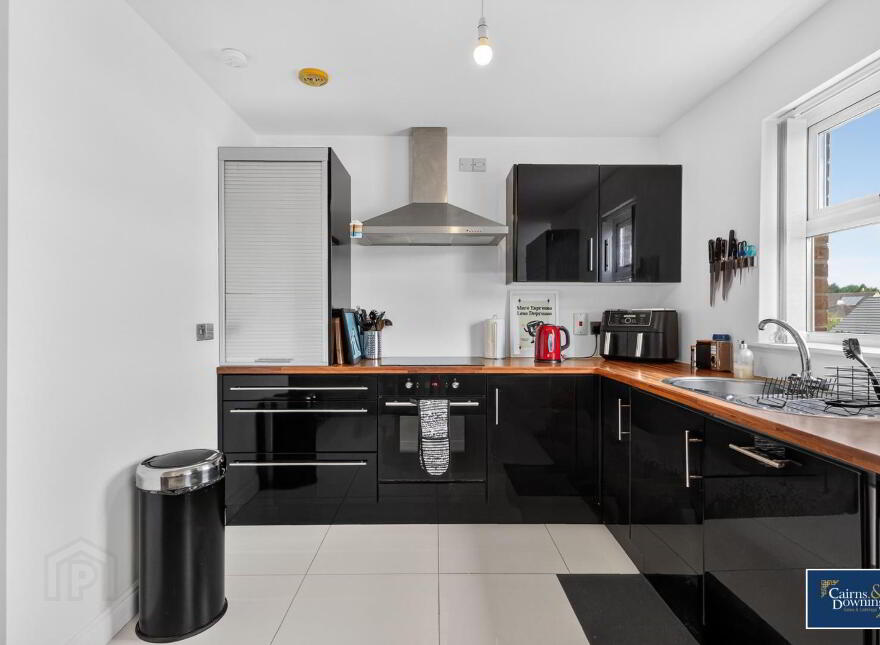 26 Cambric Court, Dromore, BT25 1TH