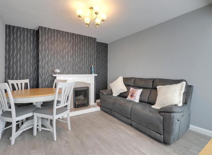 18 Dromena Gardens, Newtownards, BT23 4PX